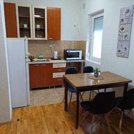 Finesi Apartments 3 Охрид Екстериор снимка